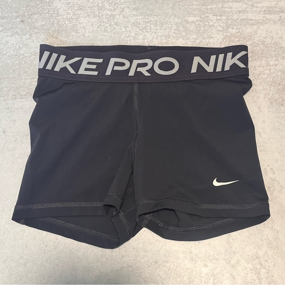 Nike Pro Women's 3" Dri-FIT Compression Training Shorts Small Dark Gray Purple